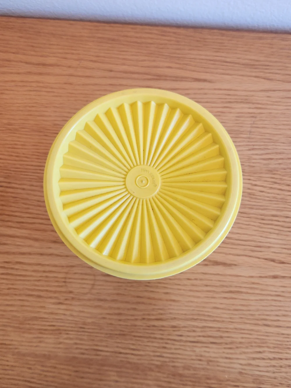 Tupperware set five